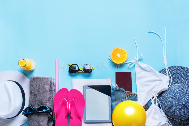 Set summer things accessories clothes sunglasses royalty free stock photography Set summer things accessories clothes sunglasses royalty free stock photography