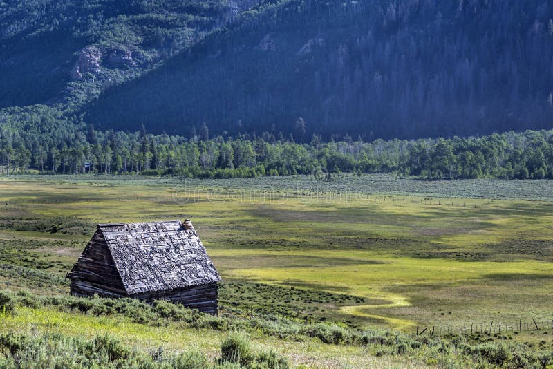 Settler Cabin in Joes Valley Utah Stock Photo Image of abandoned