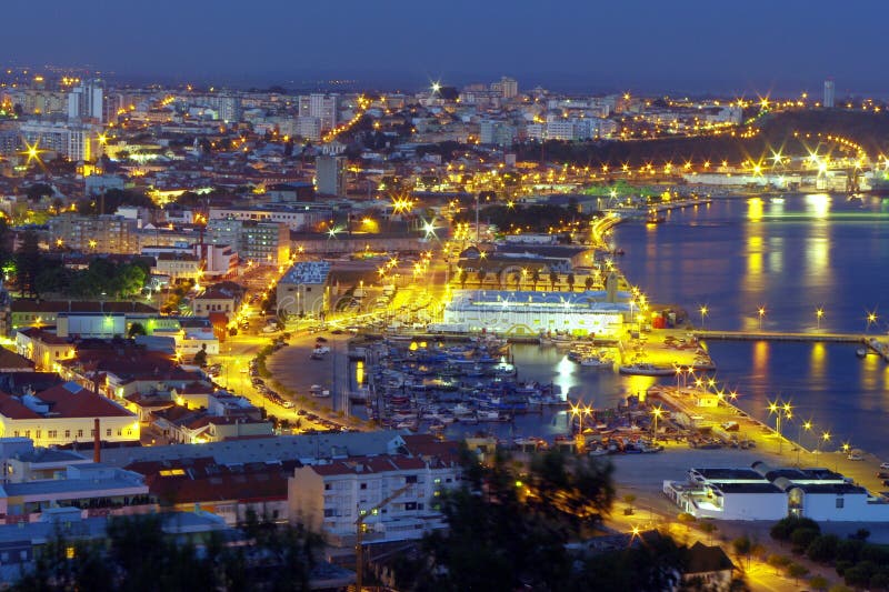 Setubal at night