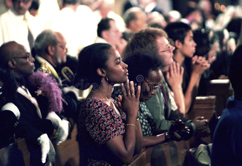 Pictures Of People Praying In Church