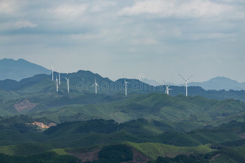 Varios viento sobre el montana en,.