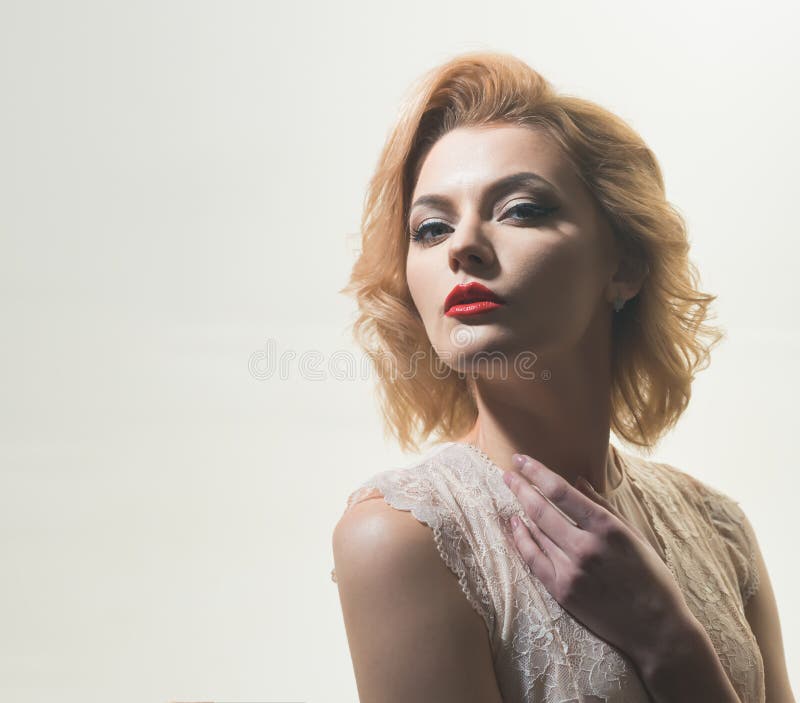 Blond Girl with Elegant Makeup, Pinup. Stock Photo - Image of youth, girl:  153272248