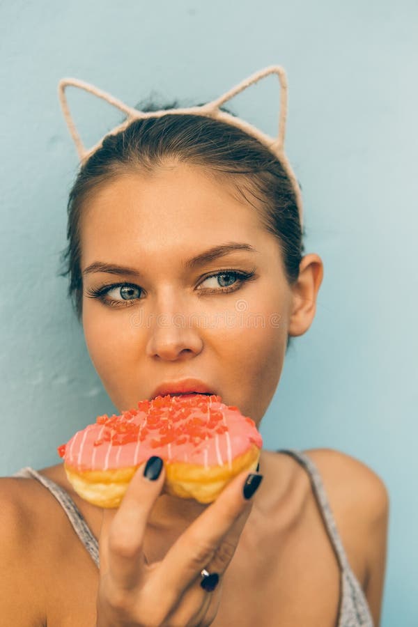 Brunette Lady Eat Sweet Heart Shaped Donut Stock Image Image Of