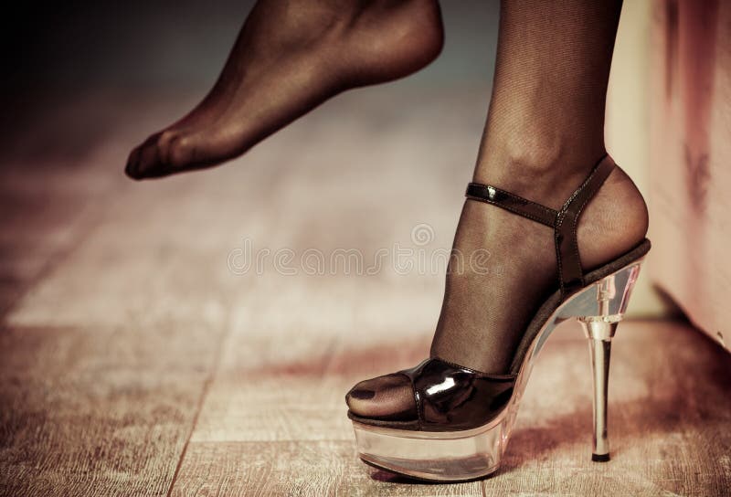 Erotic Feet On Heels And Nylon