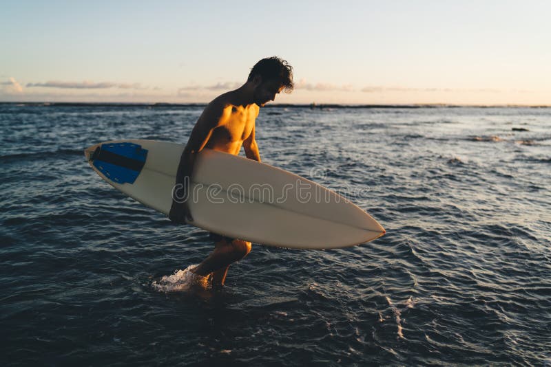 120 Amateur Surfer Stock Photos image