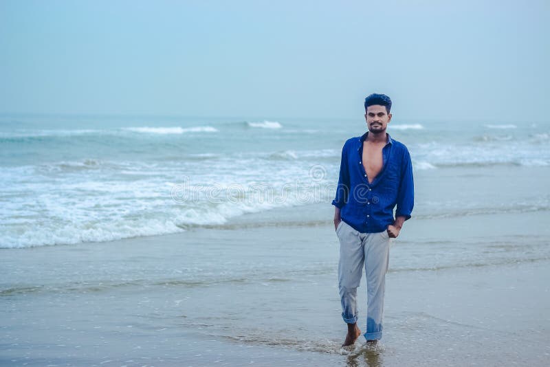 Hitanshu Jinsi - Live in the sunshine. Swim in the sea. Drink in the wild  air. 🌅🙌 #sea #sand #sunset #beach #shades #mumbai #india | Facebook