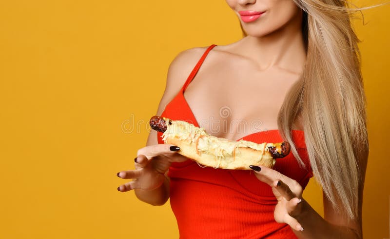 Sexy girl demonstrates her appetizing body