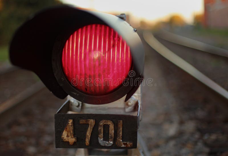 Señal del tren de la luz roja imagenes de archivo Señal del tren de la luz roja imagenes de archivo