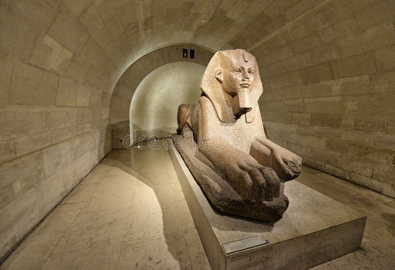 Sfinge nel Louvre del museo