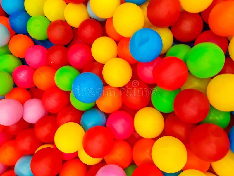 Sfondo Di Molte Palline Colorate in Plastica in Una Sala Giochi Per Bambini  Fotografia Stock - Immagine di cerchio, oggetto: 238360760