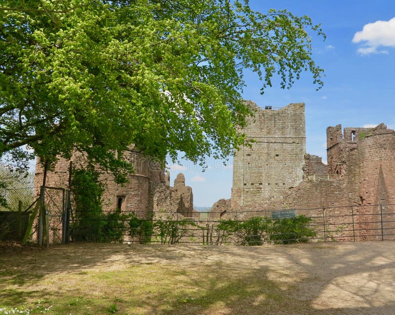 Shadows on Goodrich castle