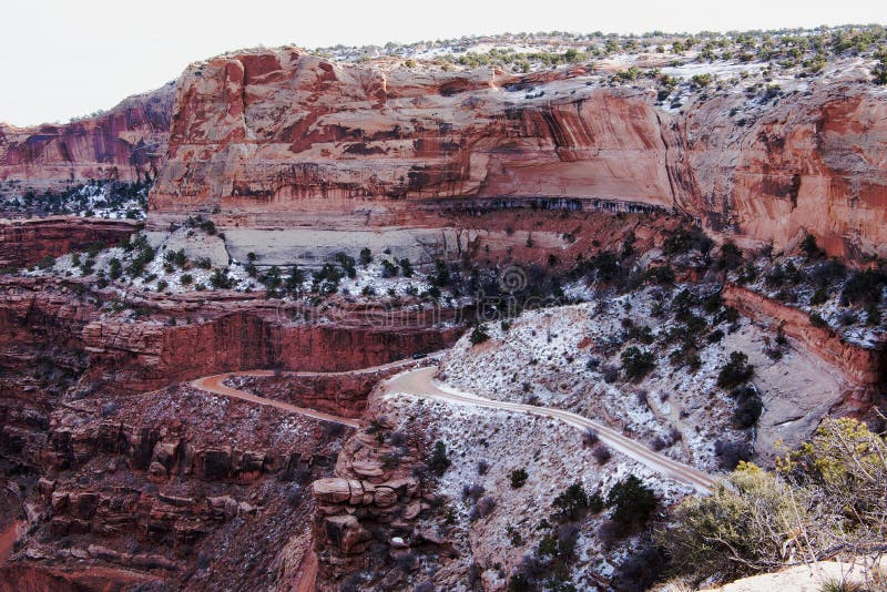Shafer Canyon Road op het eiland in het Sky deel van Canyonlands National Park, Utah royalty-vrije stock afbeeldingen Shafer Canyon Road op het eiland in het Sky deel van Canyonlands National Park, Utah royalty-vrije stock afbeeldingen