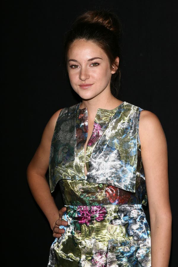 Shailene Woodley editorial photography. Image of intercontinental ...