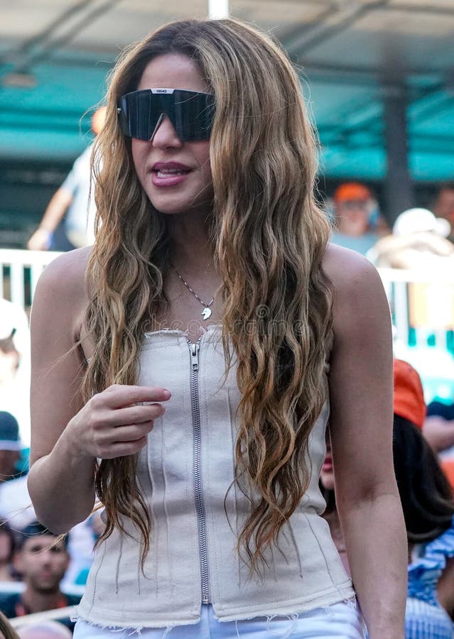 Shakira Attends 2024 Miami Open Men S Singles Final Match between