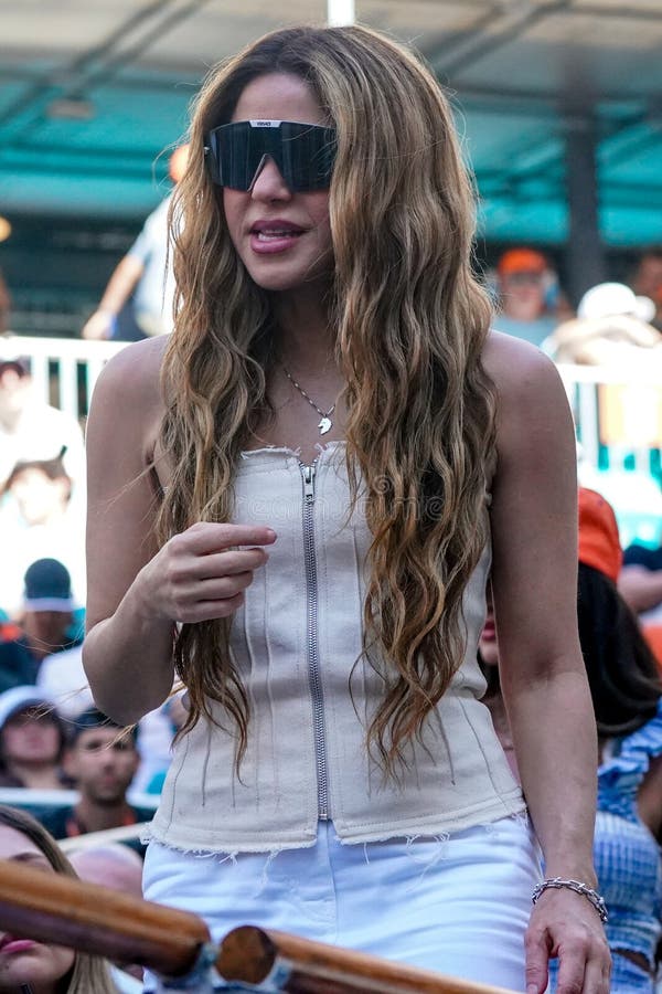 Shakira Attends 2024 Miami Open Men S Singles Final Match between