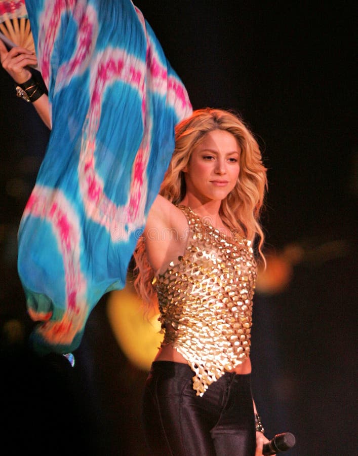 Shakira Performs in Concert Editorial Photography - Image of dancer