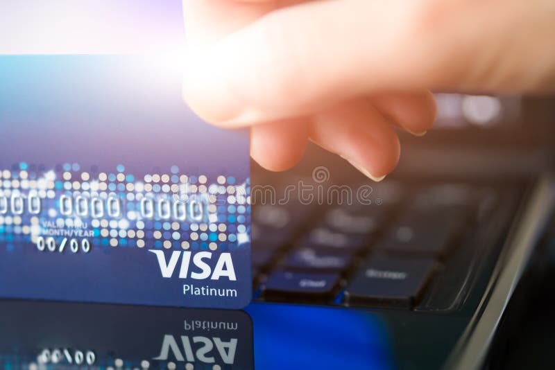 SHANGHAI, CHINA - APRIL 2018: VISUMcreditcard het gemak het winkelen het levensconcept stock fotografie SHANGHAI, CHINA - APRIL 2018: VISUMcreditcard het gemak het winkelen het levensconcept stock fotografie
