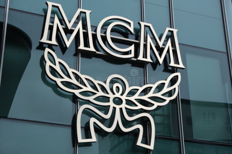 brand mcm logo