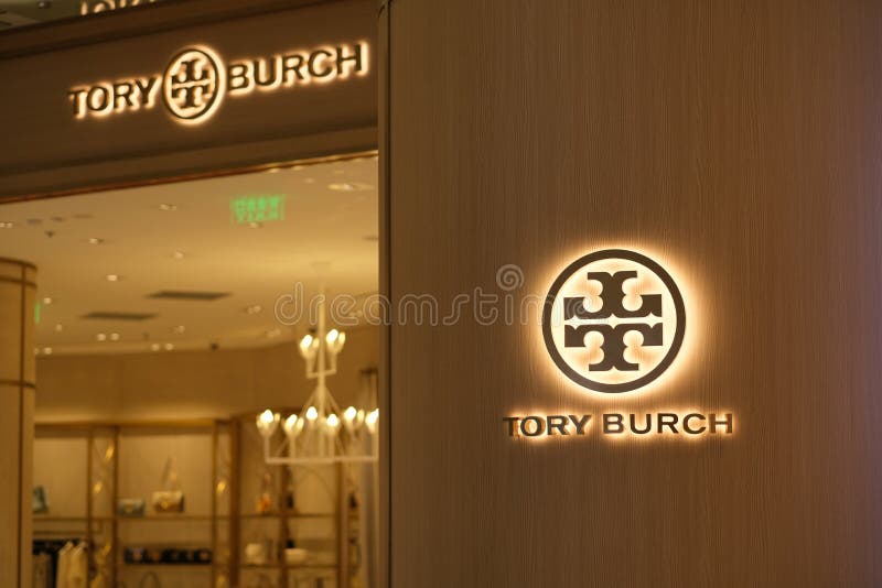 Tory Burch Duty Free Shop, Terminal 1, Changi Airport, Sinagpore Editorial  Stock Photo - Image of goodbye, available: 162654208