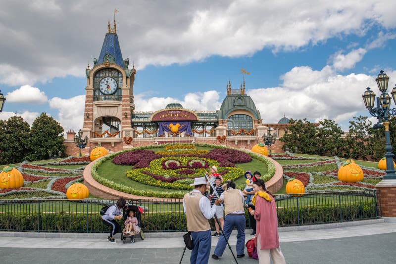 Disneyland de Xangai, na China imagens de stock