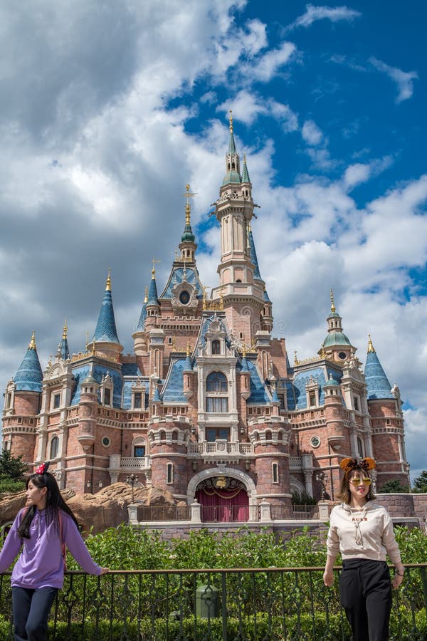 Disneyland de Xangai na China imagem de stock royalty free