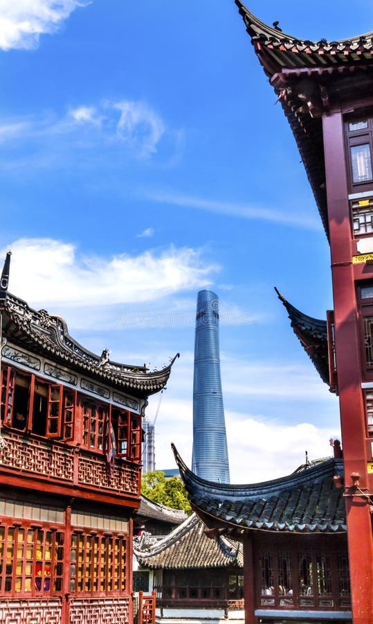 Shanghai Kina gammal och ny Shanghai torn och Yuyuan trädgård arkivfoto