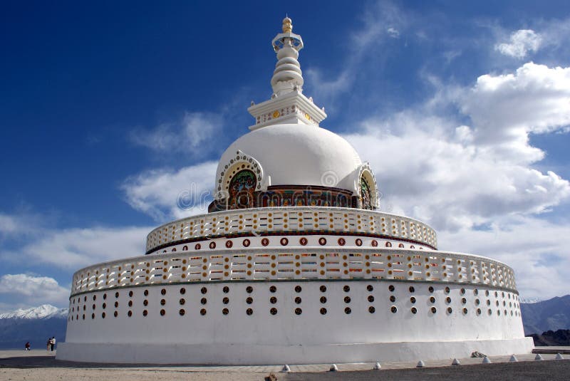 shantistupa fotografering för bildbyråer shantistupa fotografering för bildbyråer