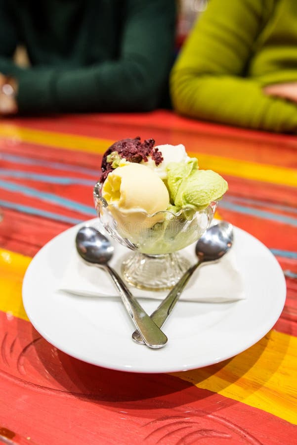 Sharing ice cream stock image. Image of fruity, restaurant 64777065