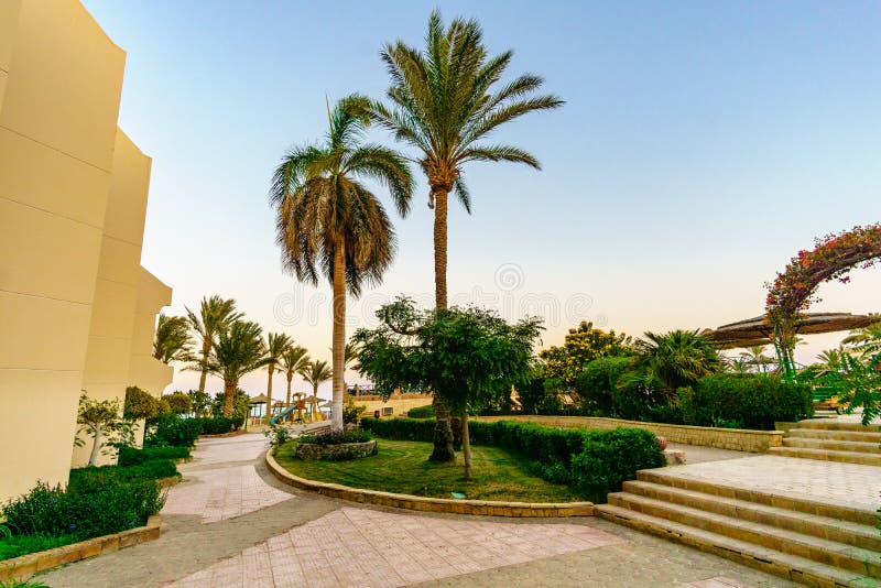 Sharm El Sheikh Egipt Październik 2017 budynki i terenu kurortu Hotelowy Flamenco, obraz stock Sharm El Sheikh Egipt Październik 2017 budynki i terenu kurortu Hotelowy Flamenco, obraz stock