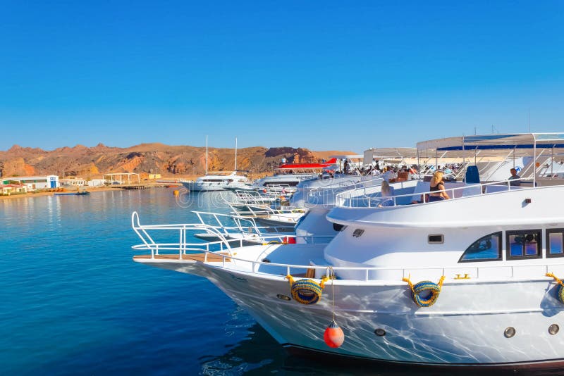 rent a yacht in sharm el sheikh