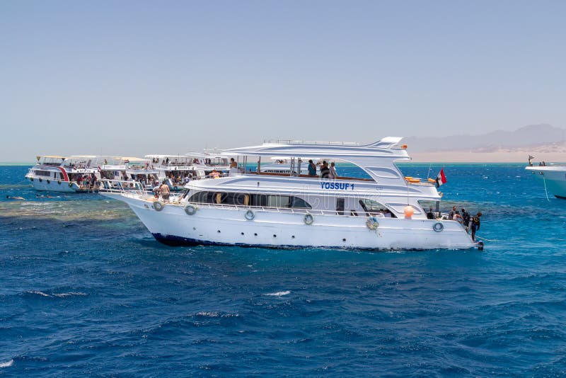 rent a yacht in sharm el sheikh