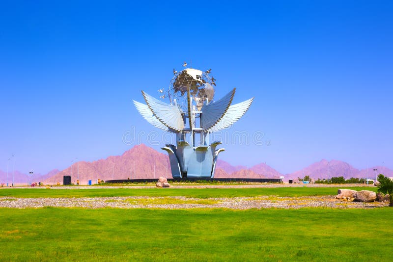 Sharm el Sheikh, Egypt - September 23, 2017: Peace Square monument is listed in the Guinness Book of Records royalty free stock photo Sharm el Sheikh, Egypt - September 23, 2017: Peace Square monument is listed in the Guinness Book of Records royalty free stock photo