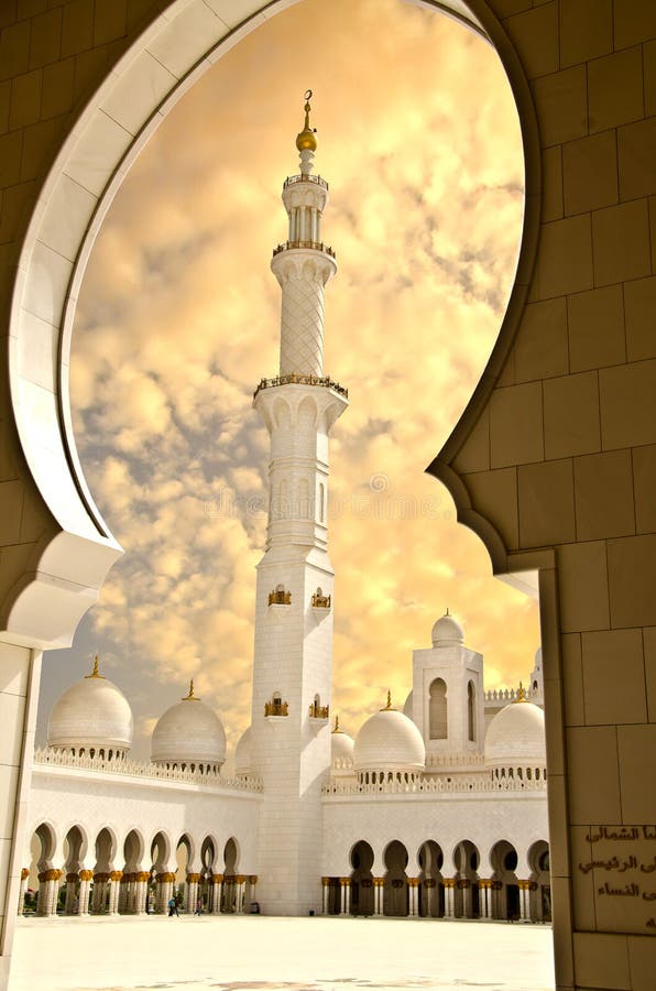 Sheikh Zayed Mosque in Abu Dhabi City