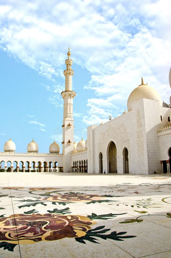 Sheikh Zayed Mosque in Abu Dhabi City