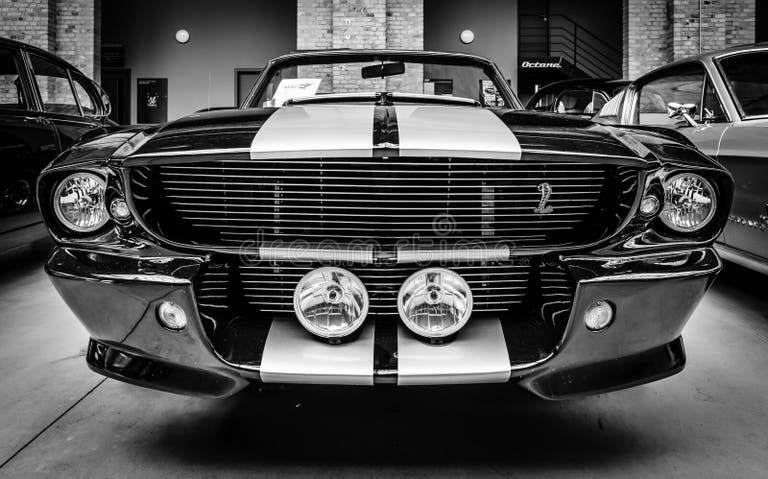 1967 Mustang Shelby Gt500 Stock Photos Free Royalty Free Stock 1967-mustang-shelby-gt500-stock-photos-free-royalty-free-stock