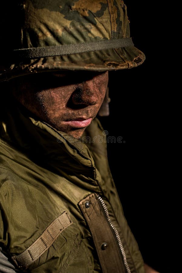 Shell Shocked US Marine - Vietnam War Stock Photo - Image of disaster,  hands: 97999914