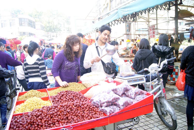 Shenzhen china: buy red jujube and grapes