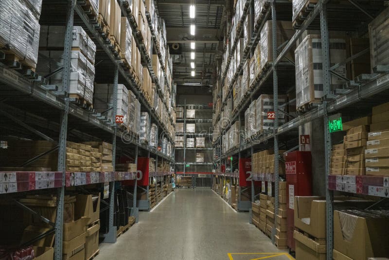 Shenzhen IKEA centrum handlowe, zapocz?tkowywa od P??nocnego magazynu ?a?cuchu, ja sprzedaje gromadzi? meble i tak?e dostarcza go zdjęcie stock Shenzhen IKEA centrum handlowe, zapocz?tkowywa od P??nocnego magazynu ?a?cuchu, ja sprzedaje gromadzi? meble i tak?e dostarcza go zdjęcie stock