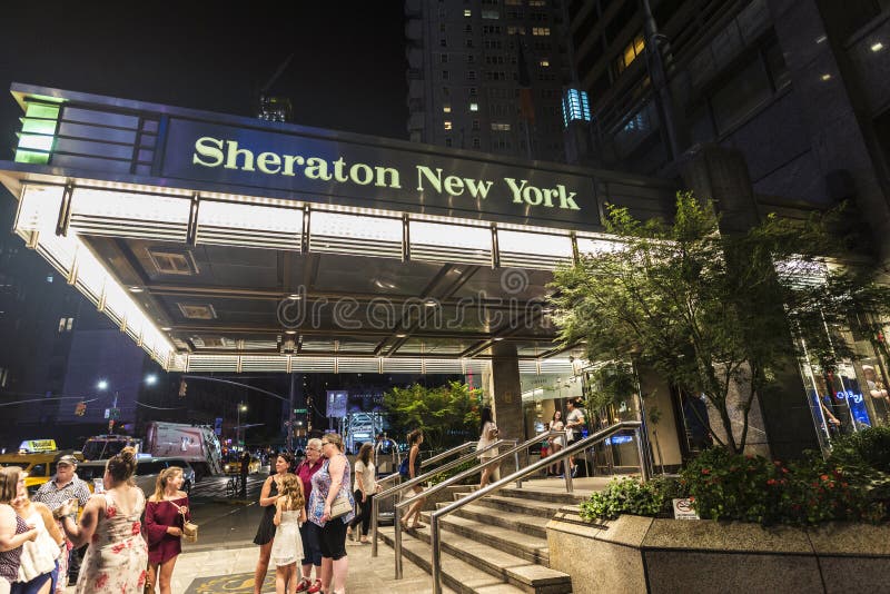 Sheraton New York Times Square hotell i New York, USA royaltyfria bilder Sheraton New York Times Square hotell i New York, USA royaltyfria bilder