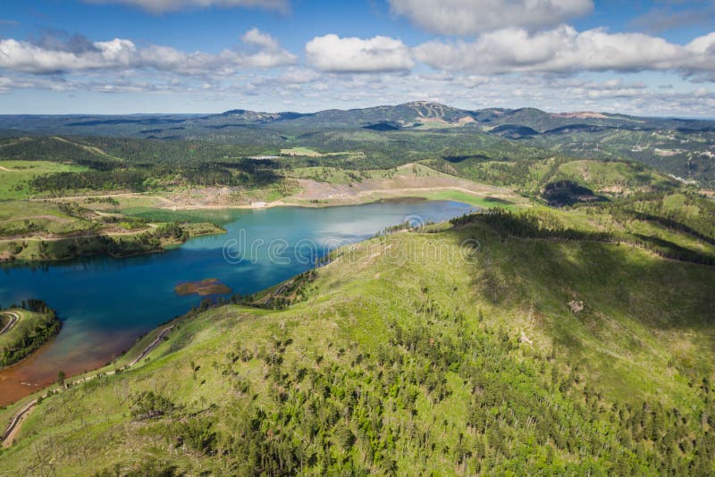 Sheridan Lake Campground image stock. Image du rivage 99731351