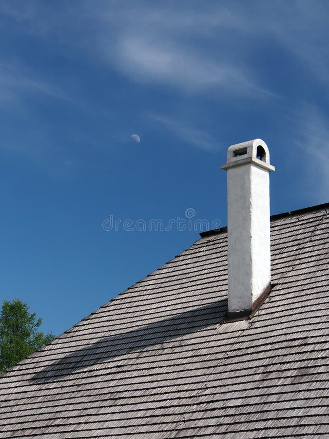 Shingle roof, with chimney and moon