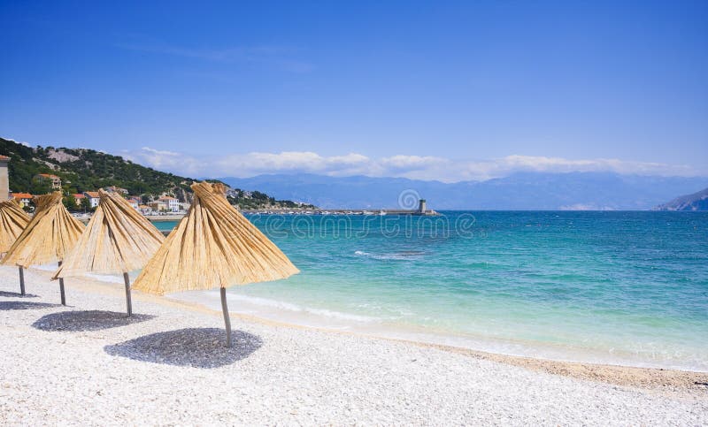 Paglia rivestimento su sul Spiaggia, Croazia.