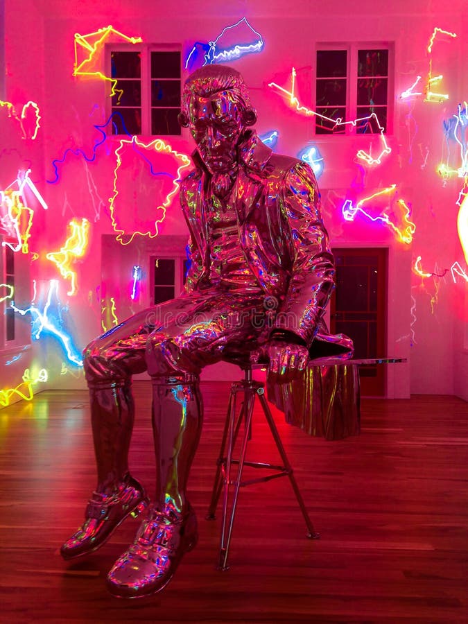 Shiny Statue Reflecting Light Editorial Image Image of metall, david
