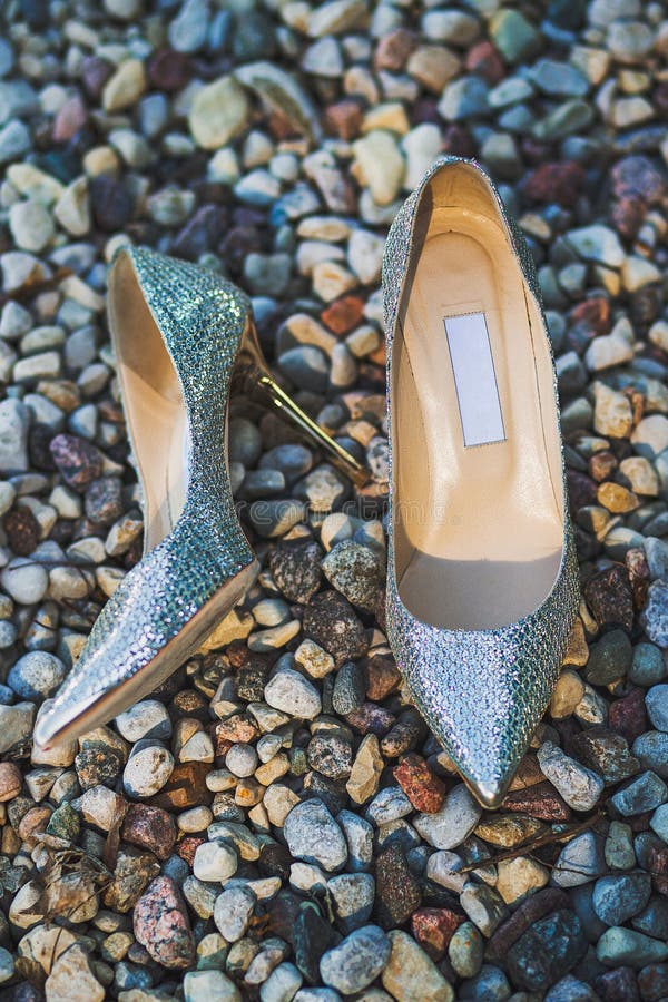 mens shiny wedding shoes