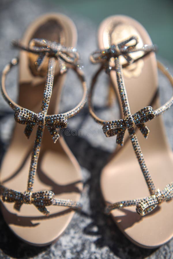 mens shiny wedding shoes