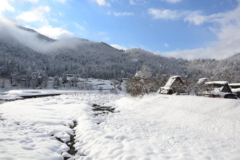 Shirakawa-allez photographie stock libre de droits Shirakawa-allez photographie stock libre de droits