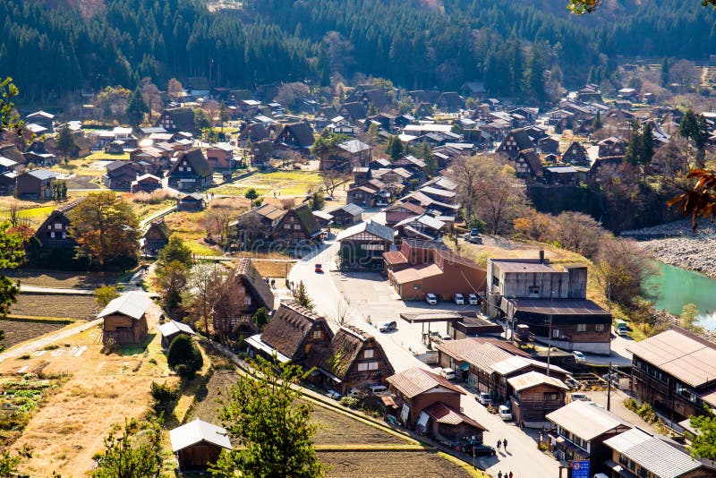 Shirakawa идет стоковая фотография rf