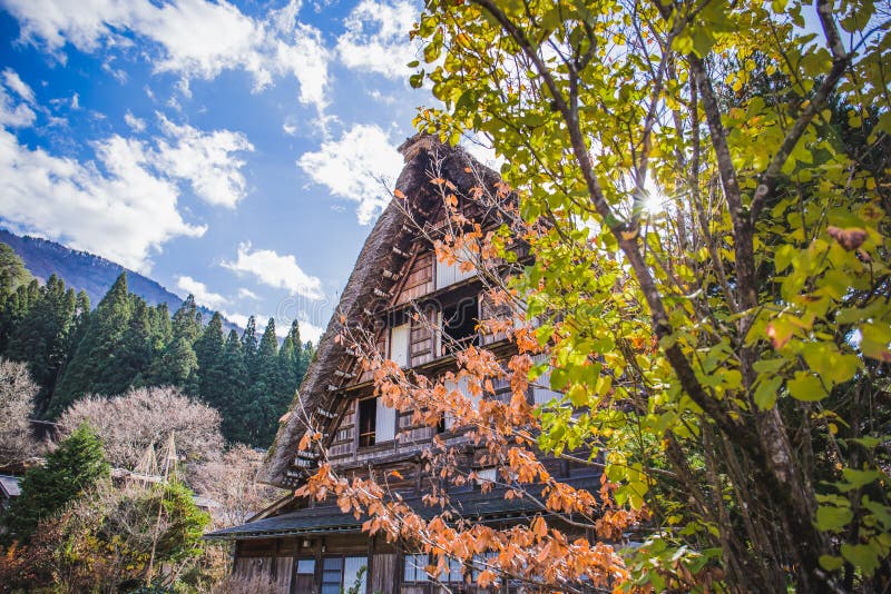 Shirakawa идет стоковые фото