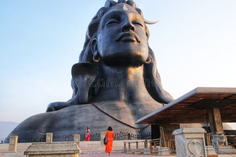Adiyogi Shiva Statue Nella Notte Fotografia Stock Editoriale - Immagine