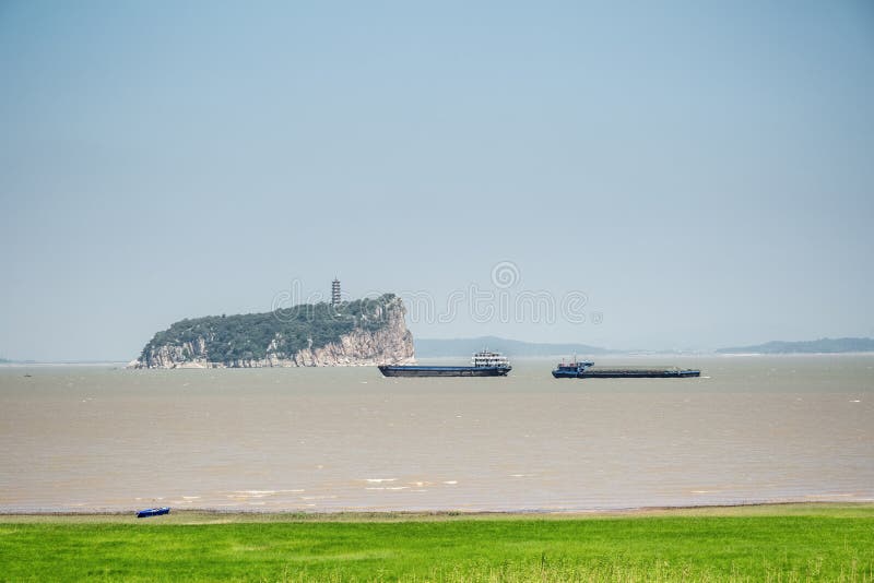 Poyang lake scenery of shoe mountain